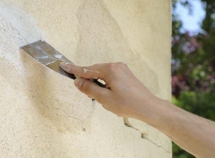 La Réparation des Fissures et des Enduits